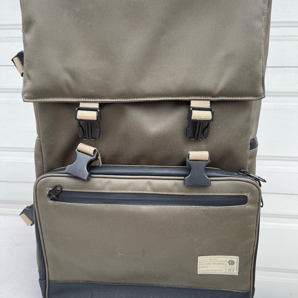 HEX DSLR Camera Backpack